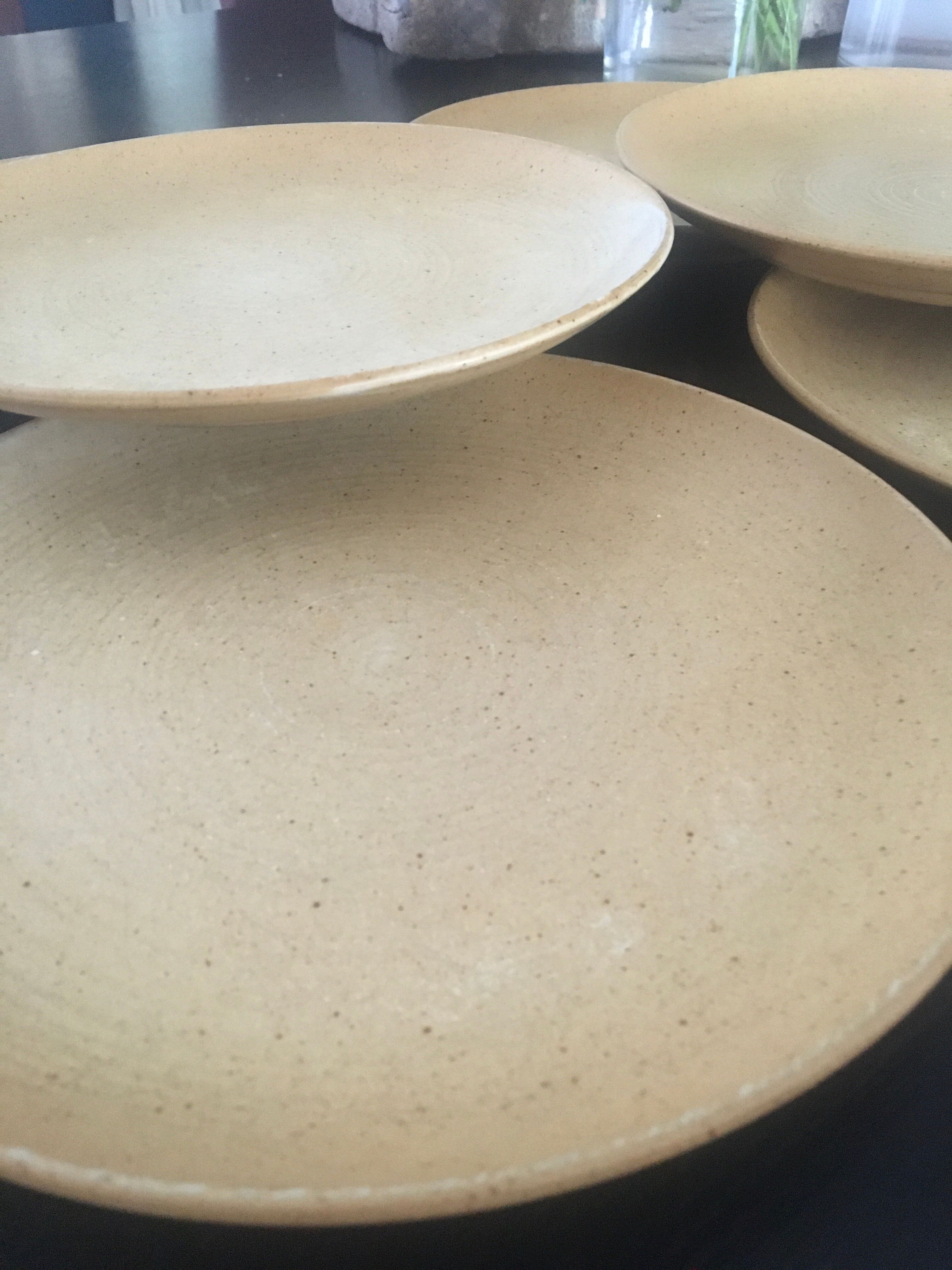 Set de 8 assiettes, Grès Village