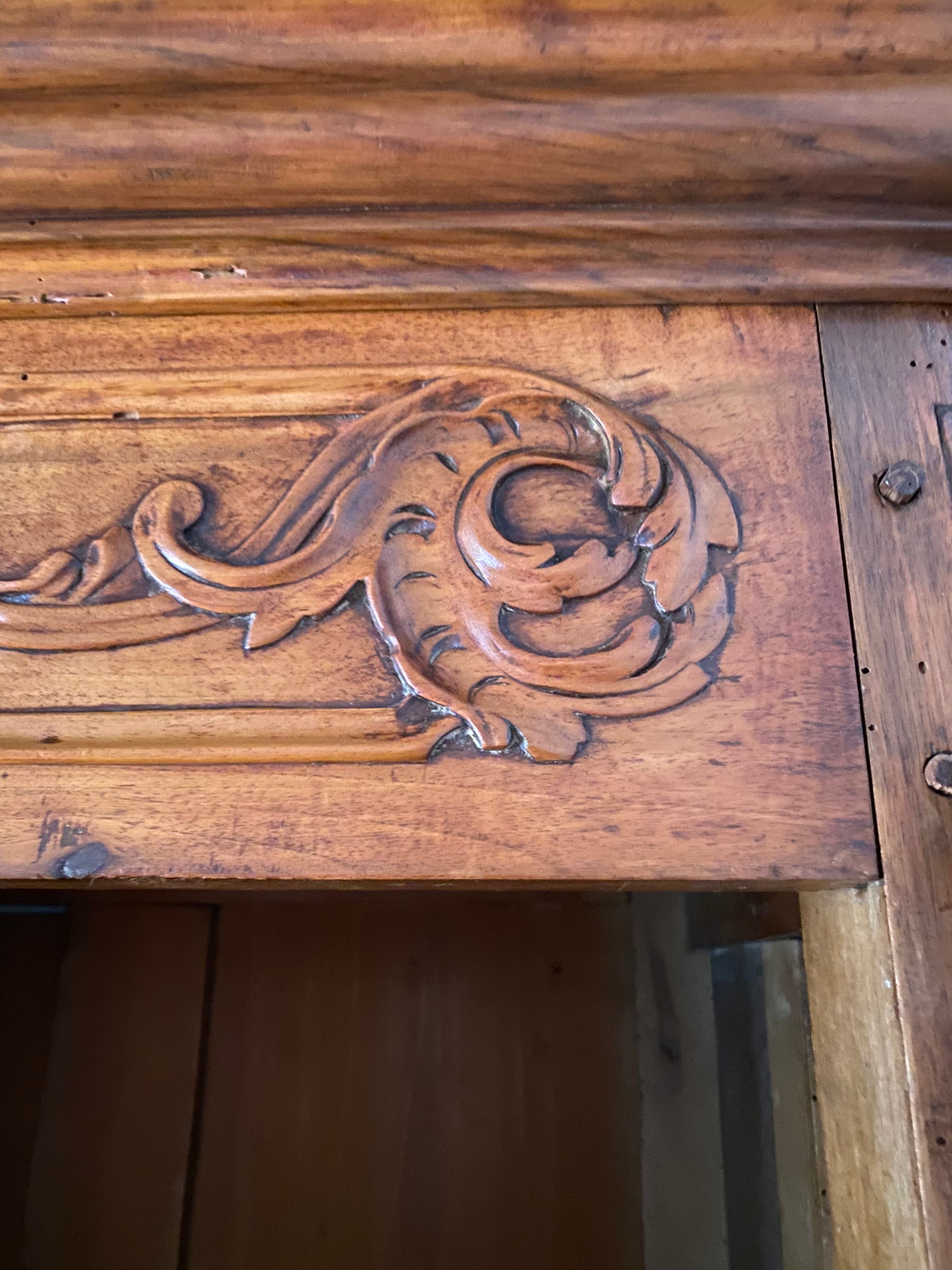 Cabinet Louis XV walnut 19th