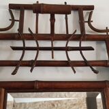 Coat-wearing coats, hats and umbrellas