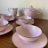 Epiag service to the or pink coffee