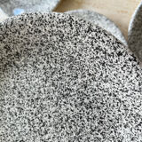 8 flat plates in speckled ceramic