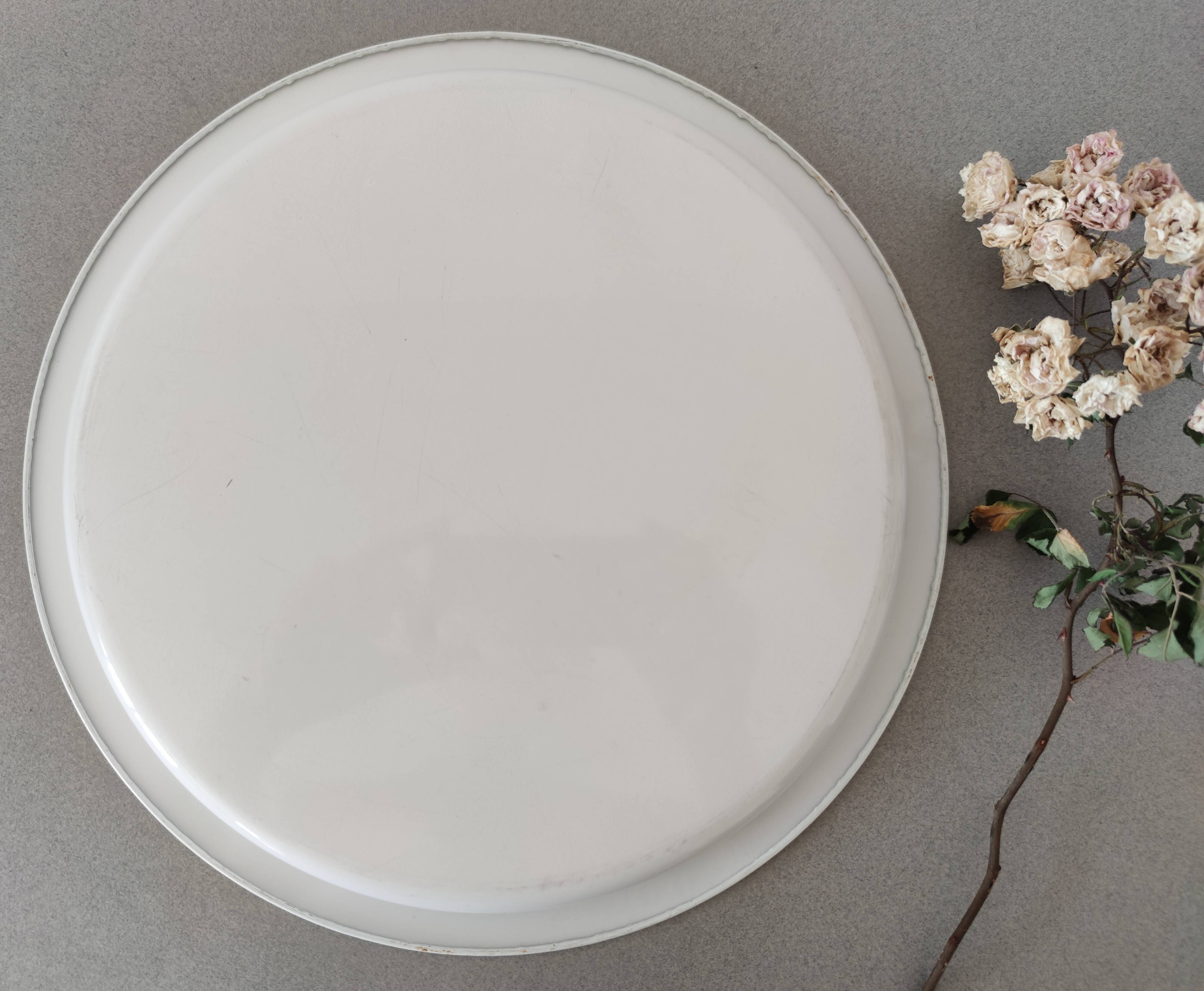 Set of 3 vintage serving trays Diameter 33cm