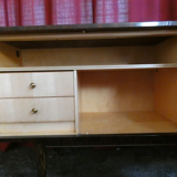 Enfilade verni polyester ouvrant à 4 vantaux
