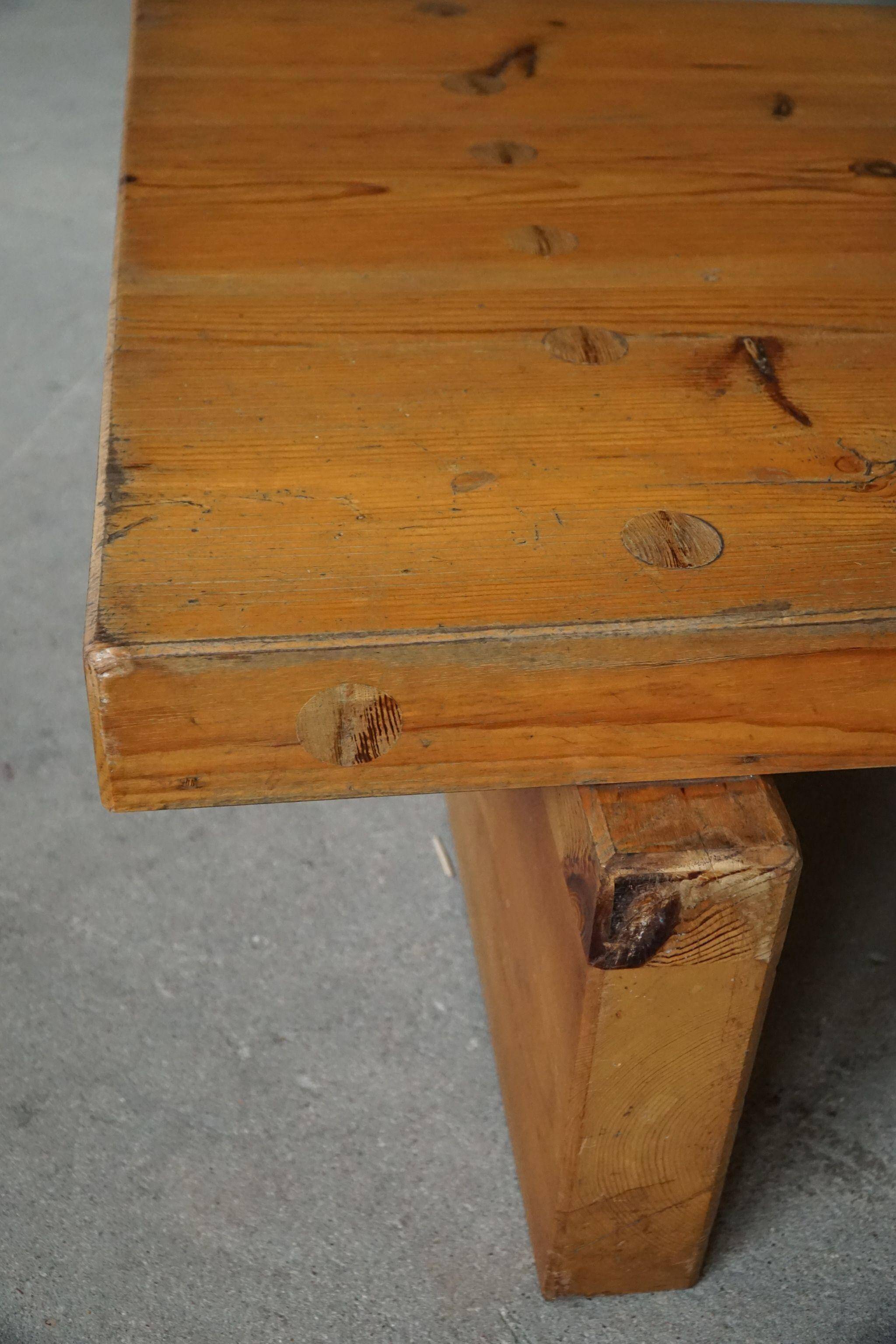 Rectangular pine coffee table from the mid-century by Roland Wilhelmsson, Ågasta, 1969.