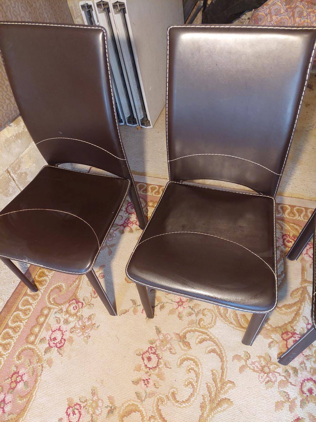 Lot de 4 chaises vintage cuir