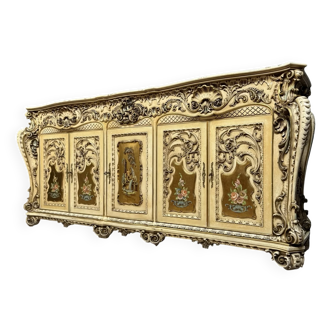 Louis XV Baroque Venetian curved sideboard in lacquered, painted and gilded wood