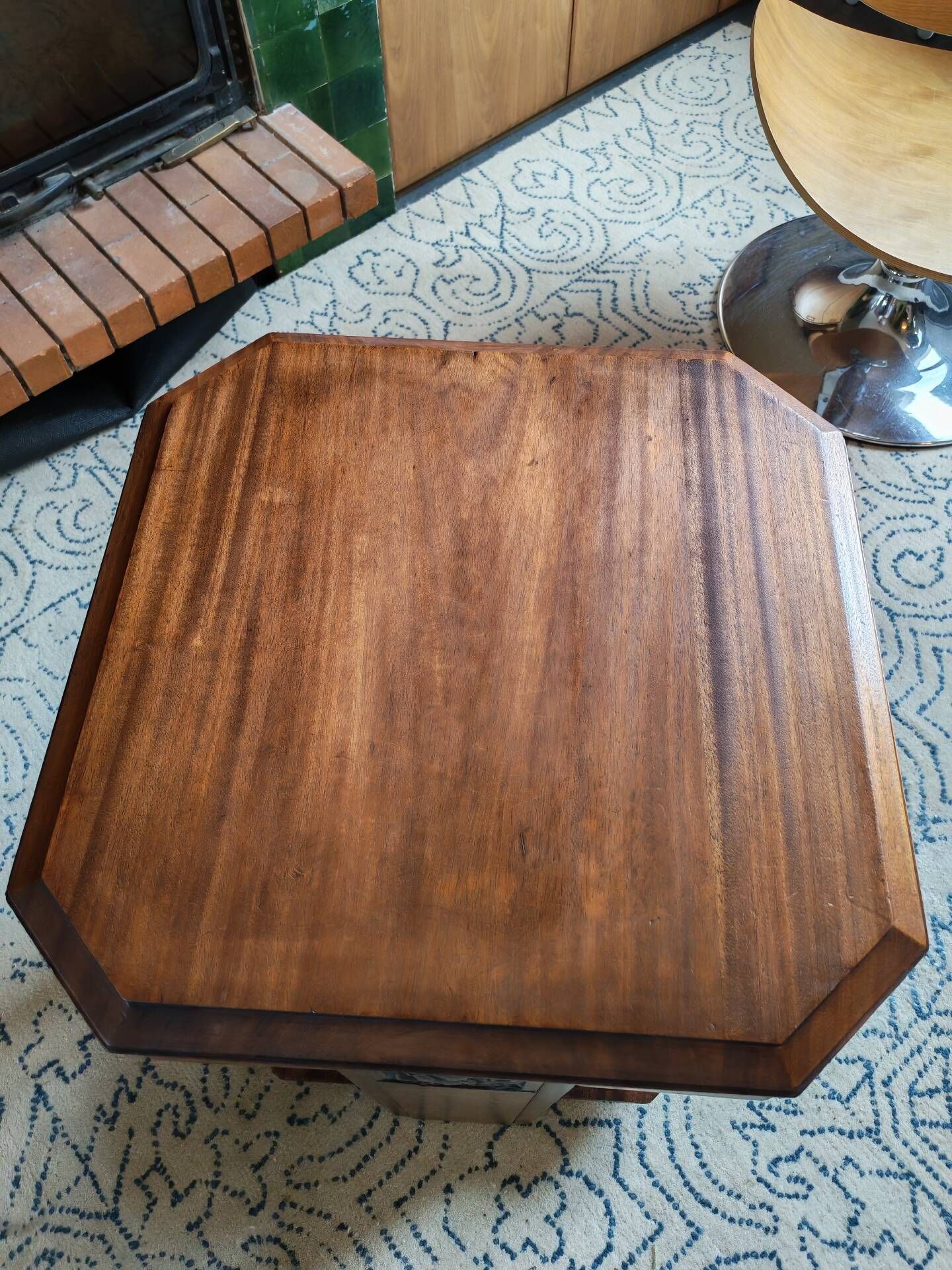 Art Deco coffee table in walnut