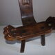 Chaise d'appoint à 3 pieds brutaliste