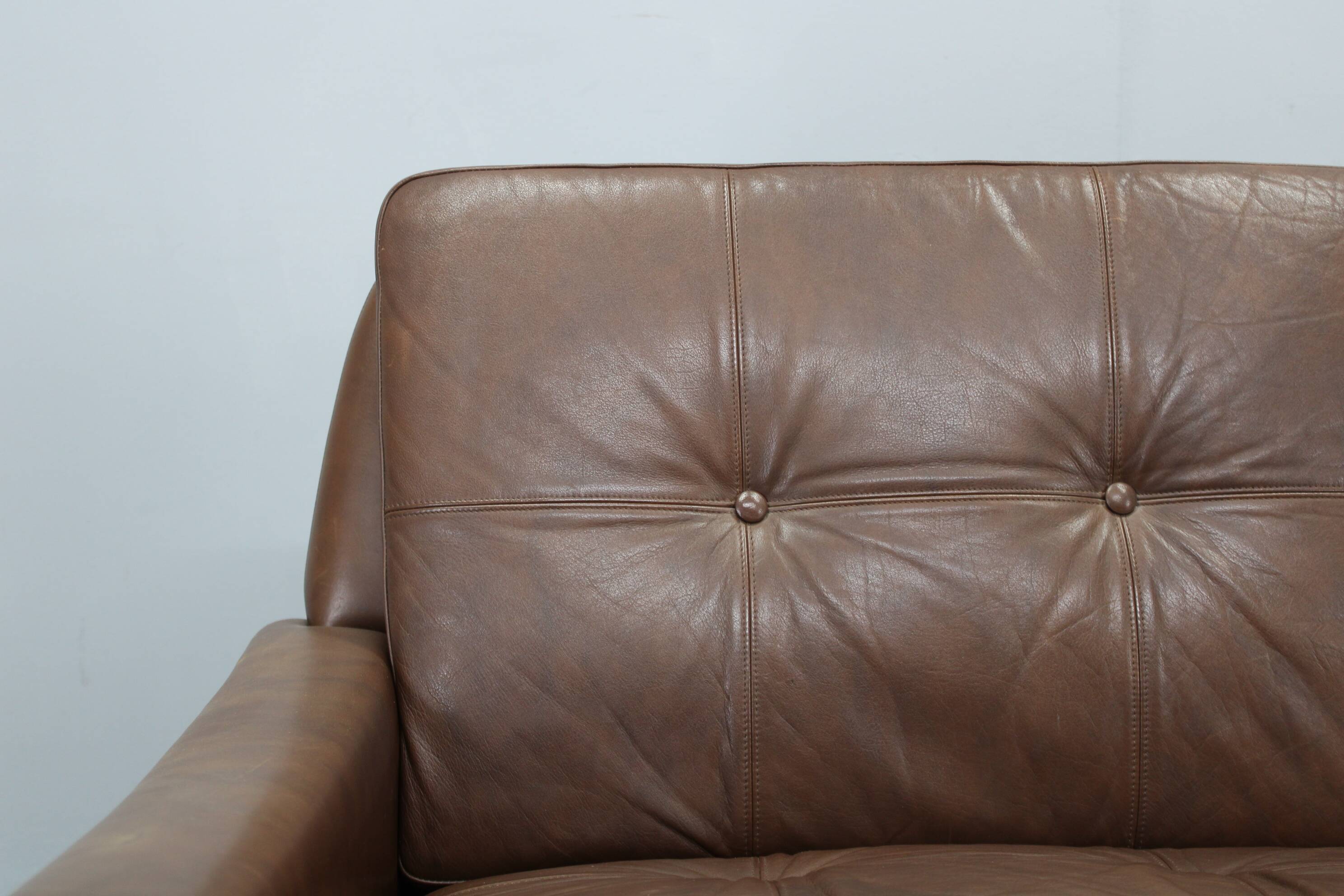 Mid-century Danish two-seat leather sofa by Svend Skipper, 1960s