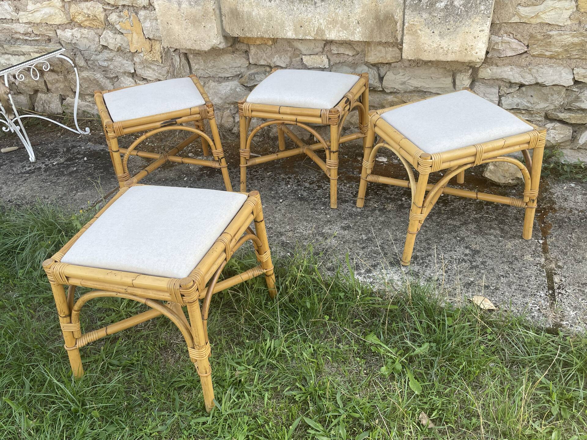 4 tabourets vintage bambou et rotin – années 60/70