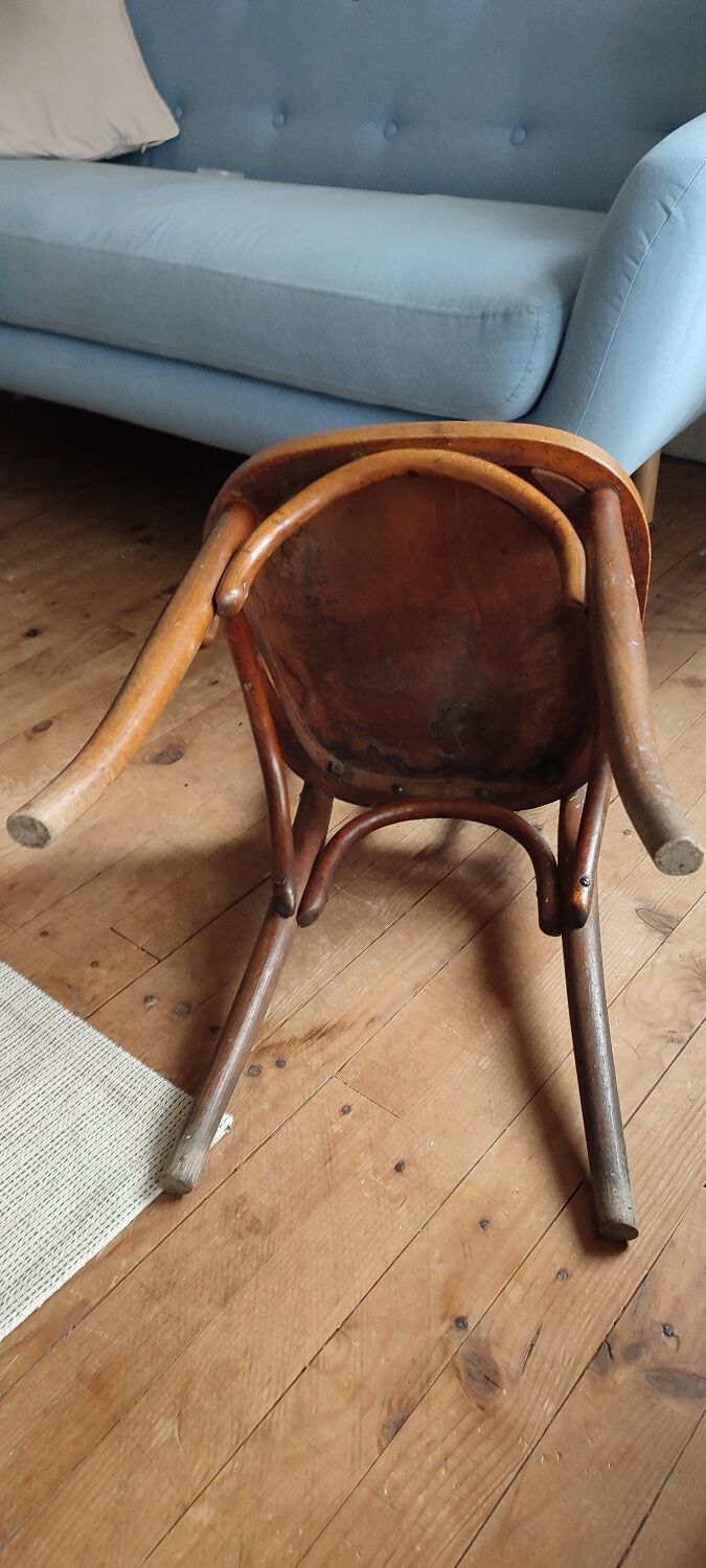 Bistro chair