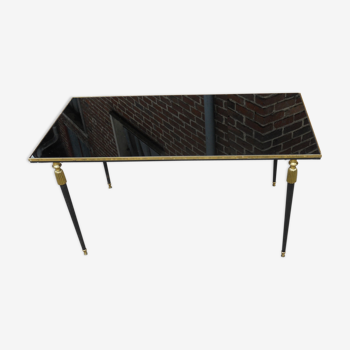 Table basse de salon en bronze dore et dessus verre