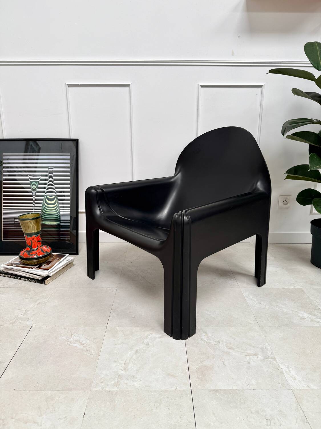 Fauteuil 4794 Gae Aulenti pour Kartell