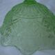 Paire de coupes drageoirs en verre pressé taillé vert absinthe
