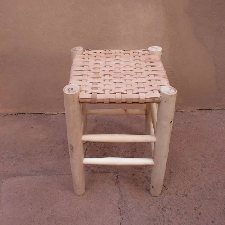 2 Tabouret en cuir et bois clair