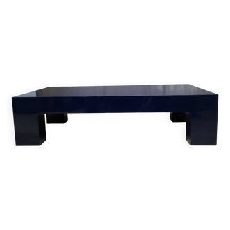 Table basse laquée bleue