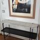 GUBI Console en marbre noir et blanc
