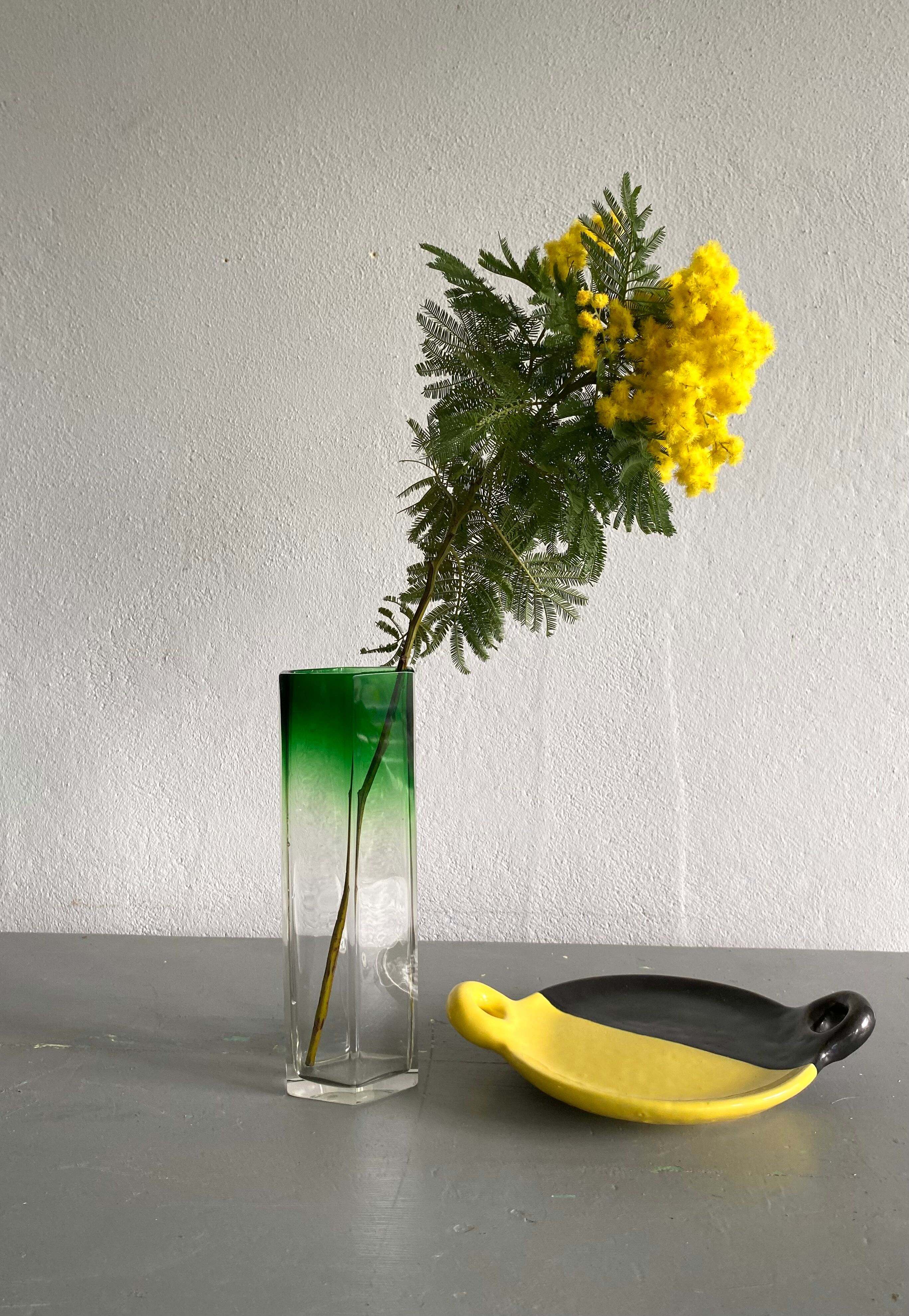 Empty ceramic pocket 60s