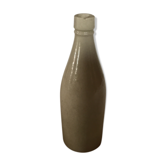 Bottle in gres