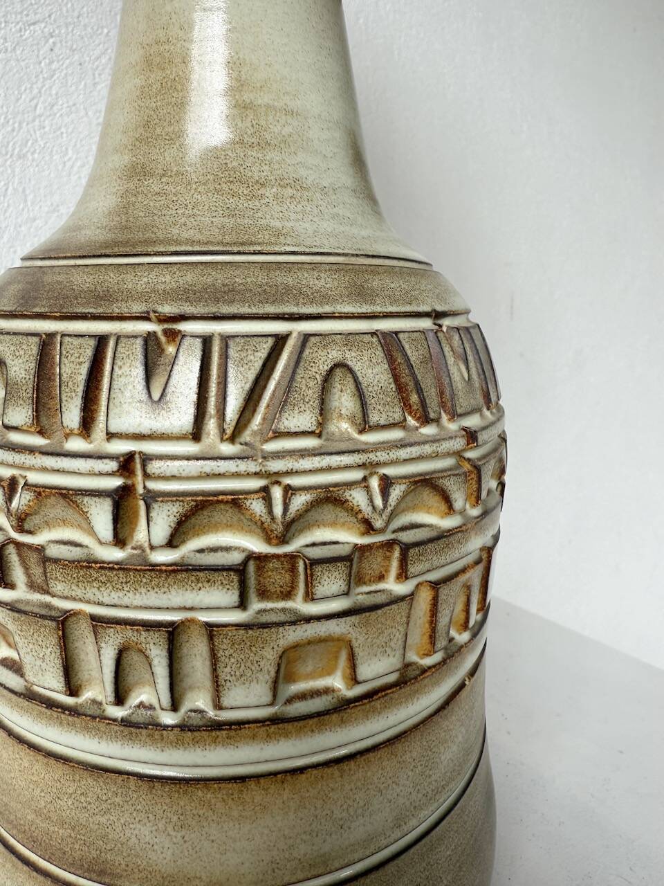 Ceramic table lamp by Marius Bessone