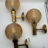 Set of 3 globe wall lights in glass and gold metal