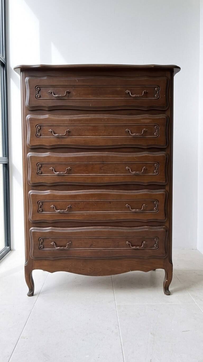 Authentic brown chest of drawers.