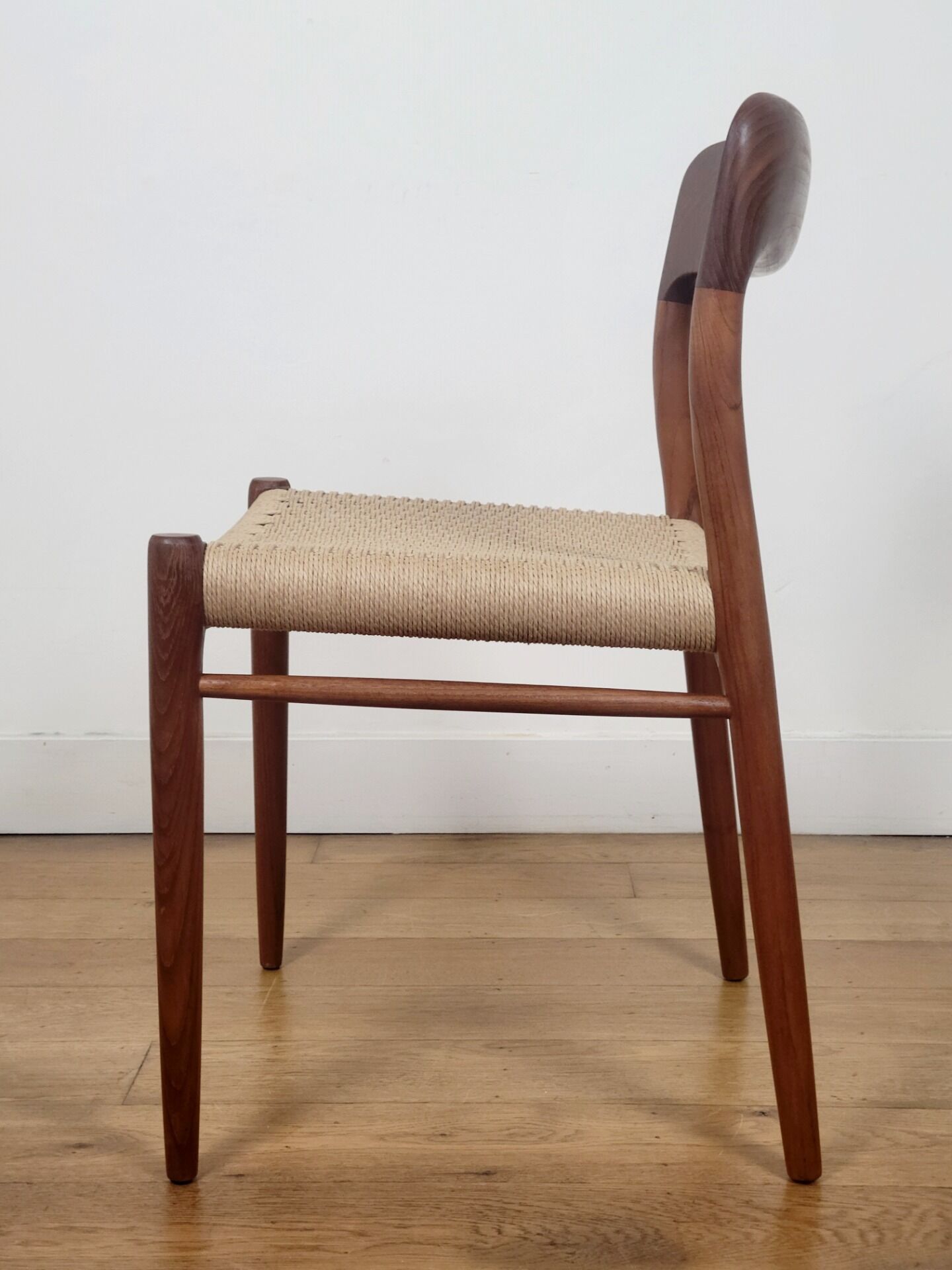 Set of 5 Niels O. Møller Model 75 dining chairs for J.L. Møllers Møbelfabrik