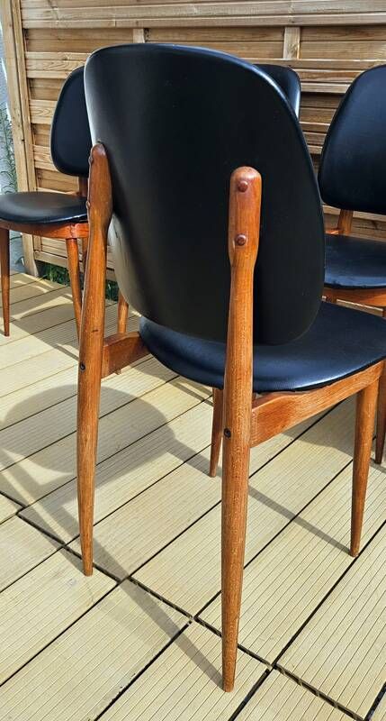 6 "Pegasus" chairs by Pierre Guariche for Baumann, France, 1960s.