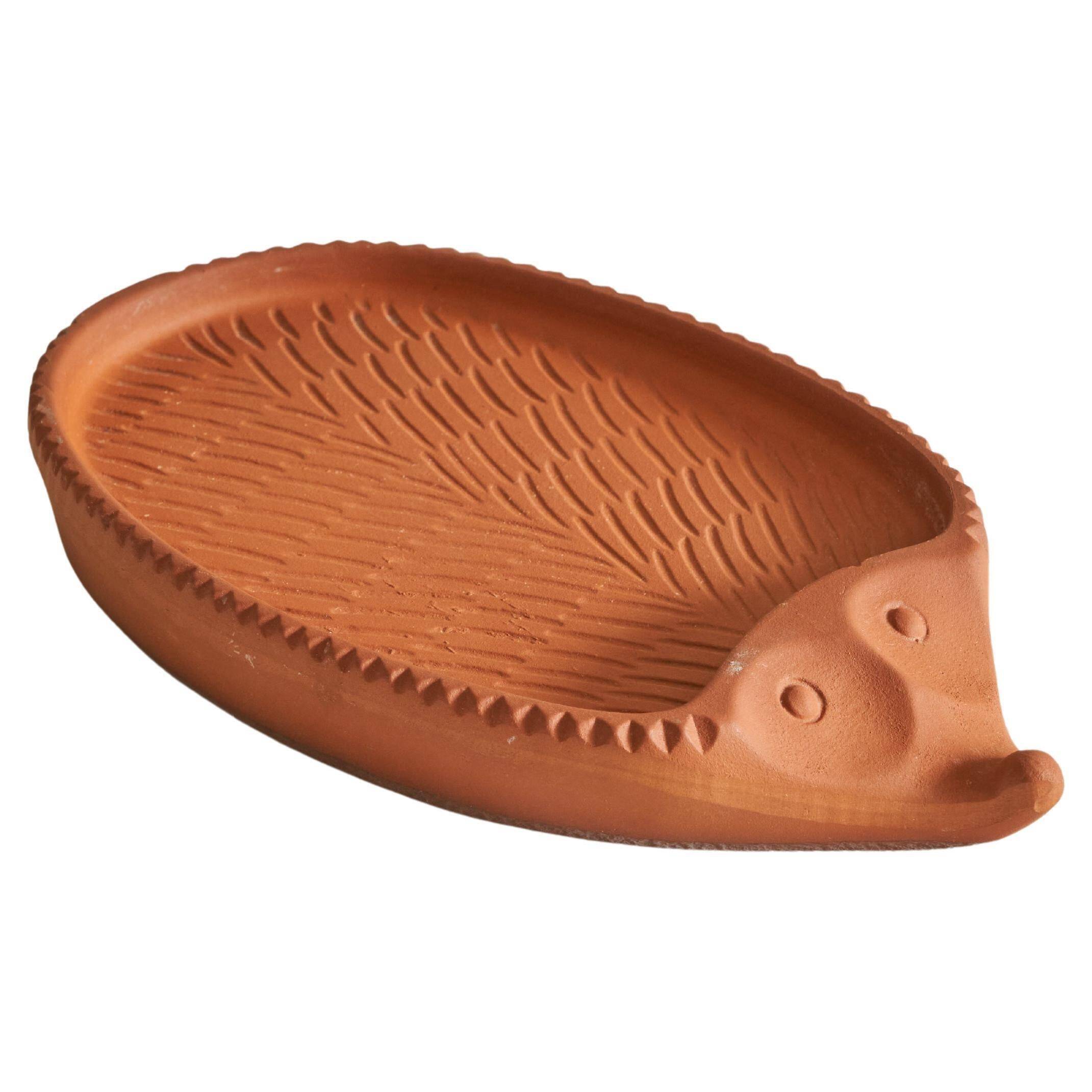 'Igel' plate in terracotta from the mid-20th century