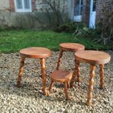 Lot stools