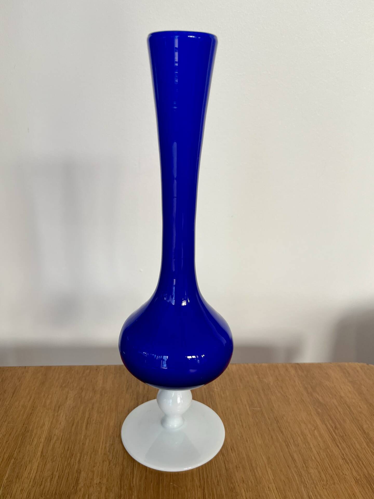 Vintage royal blue and white opaline soliflore vase