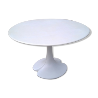 Table tulipe
