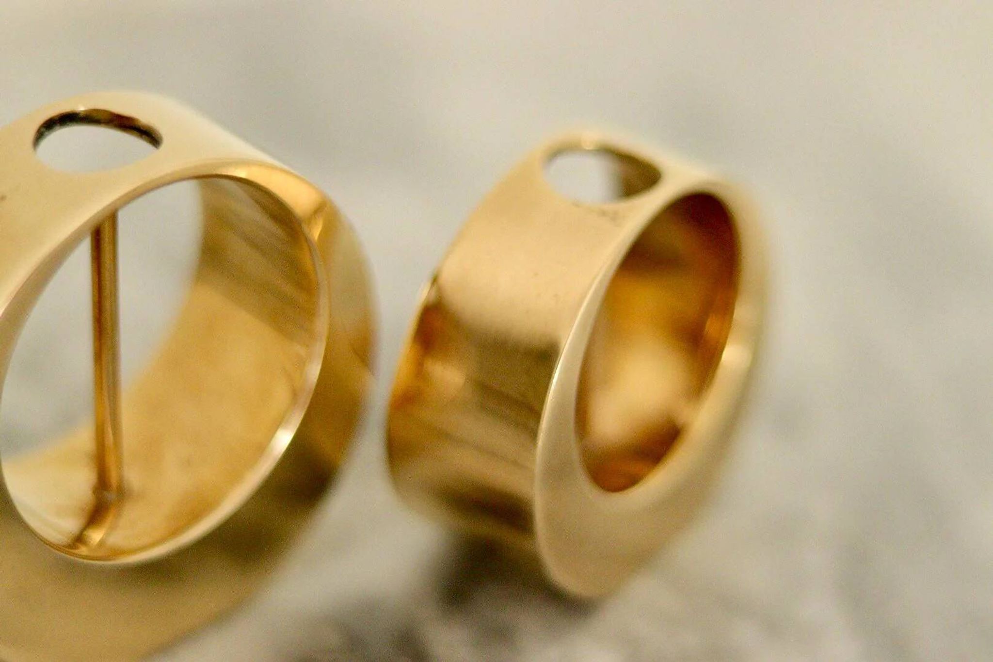 Pair of mid-century Swedish brass candle holders by Arthur Pe, Kolbäck