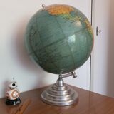 Old world map Girard and Barrere