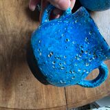 Coffee service in foam of the Vallauris sea
