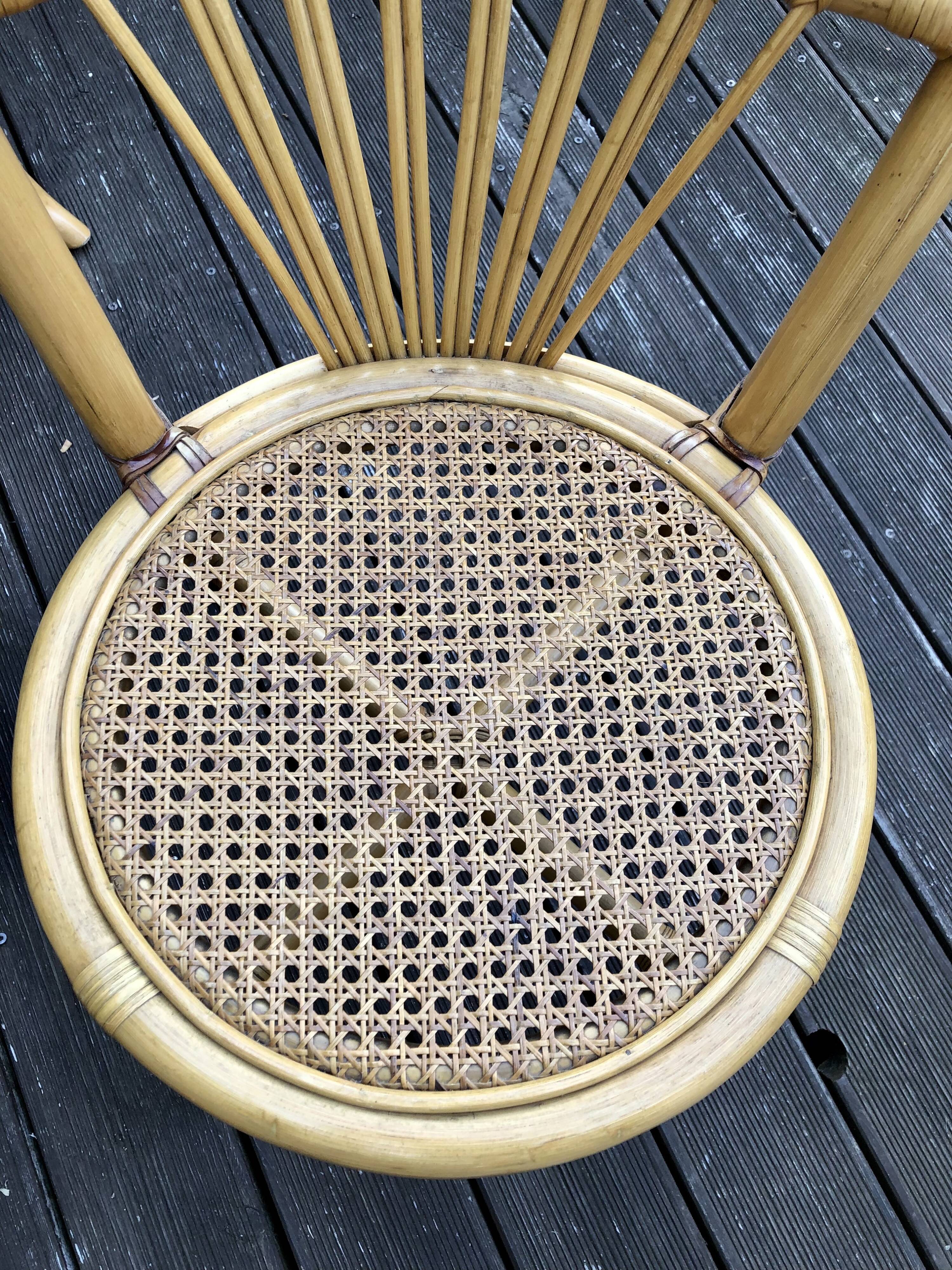 Set of 4 rattan chairs and cannage