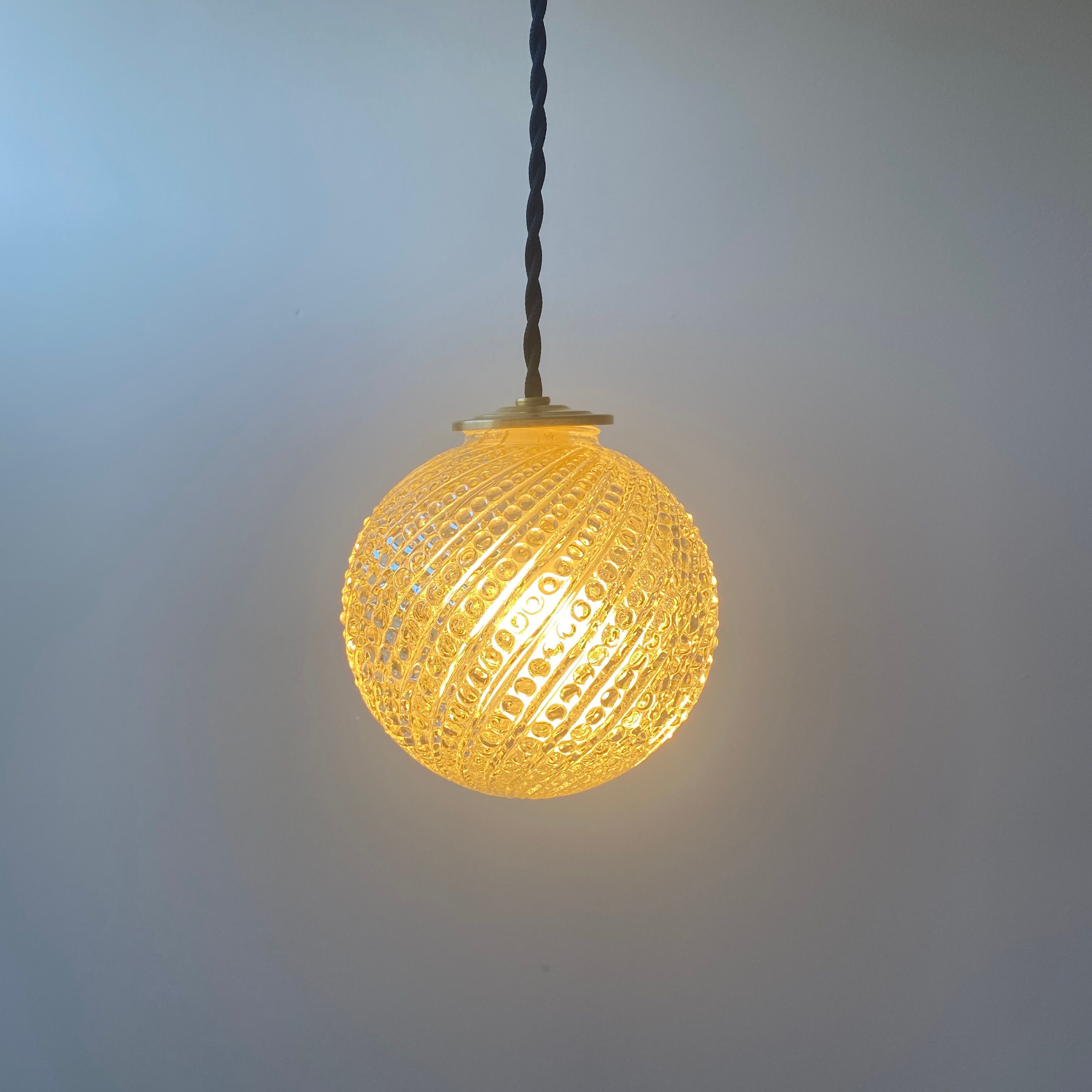Lot 3 vintage suspension lamps in molded glass