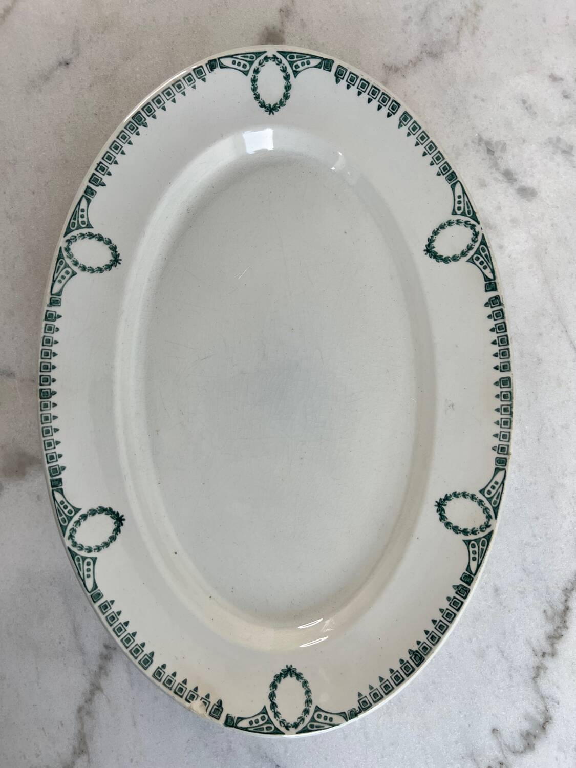 St Amand presentation dish