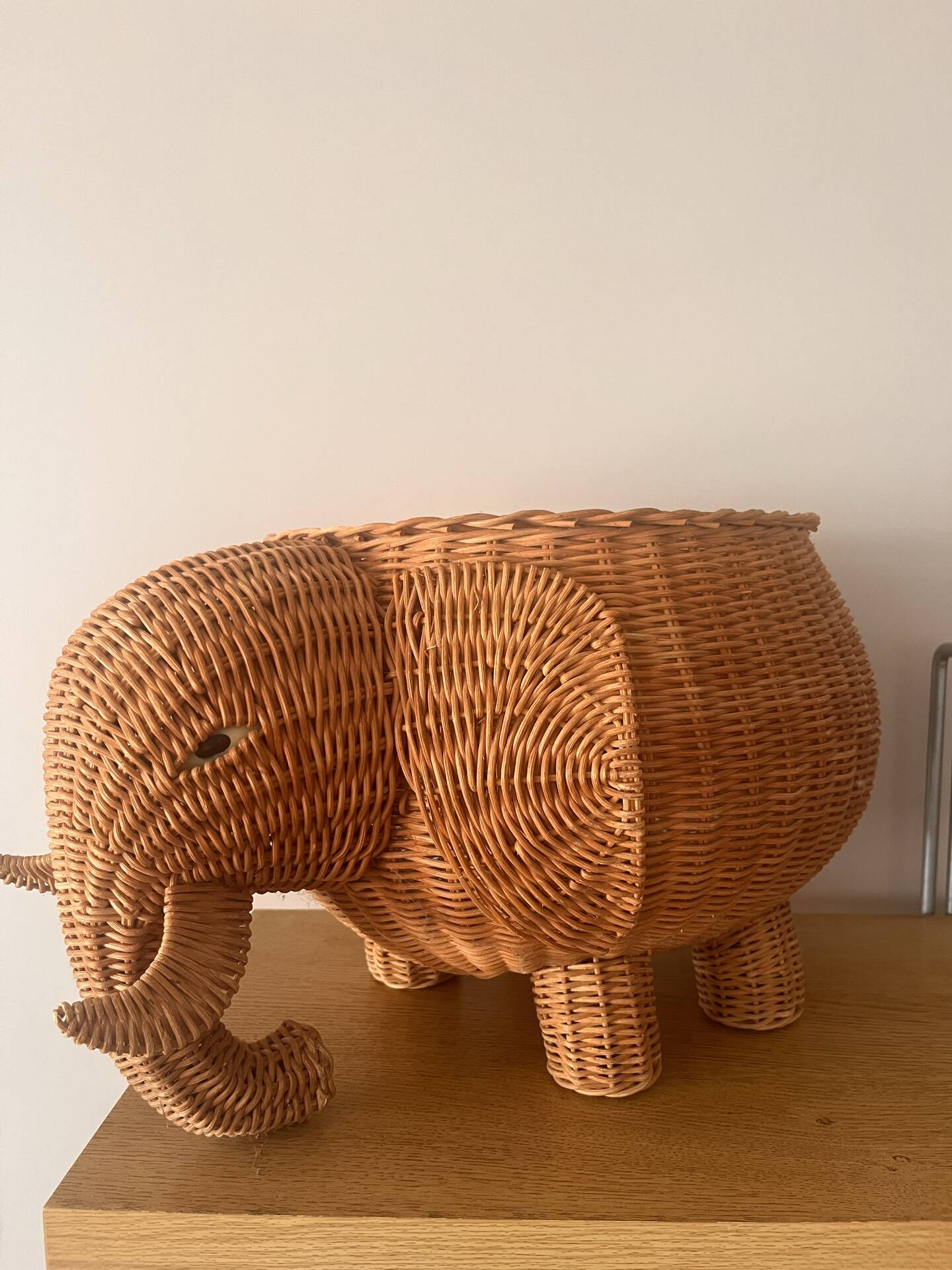 Panier éléphant en rotin
