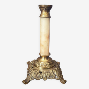 Kerosene lamp stand