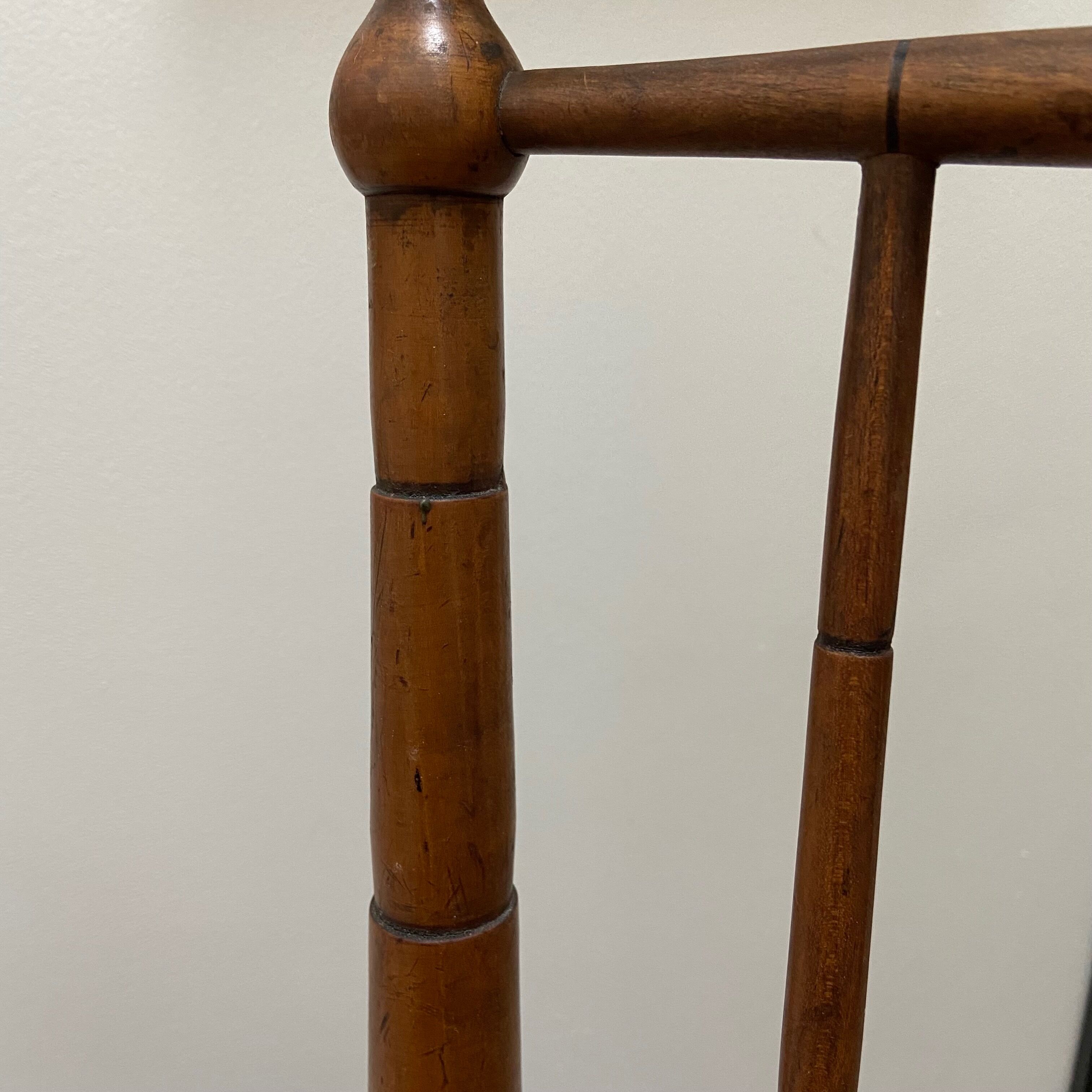 Napoleon III canned chair