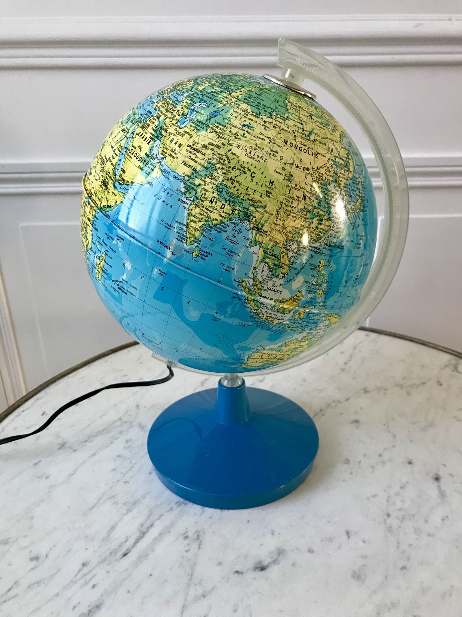 Globe terrestre lumineux années 70