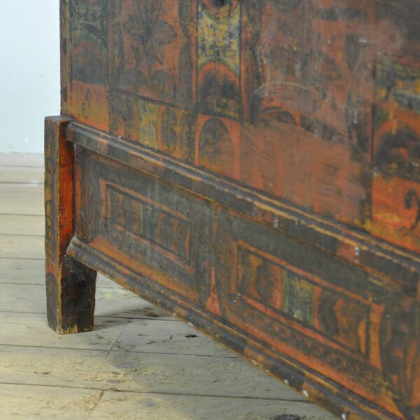 Coffre de mariage d'art populaire, année 1852