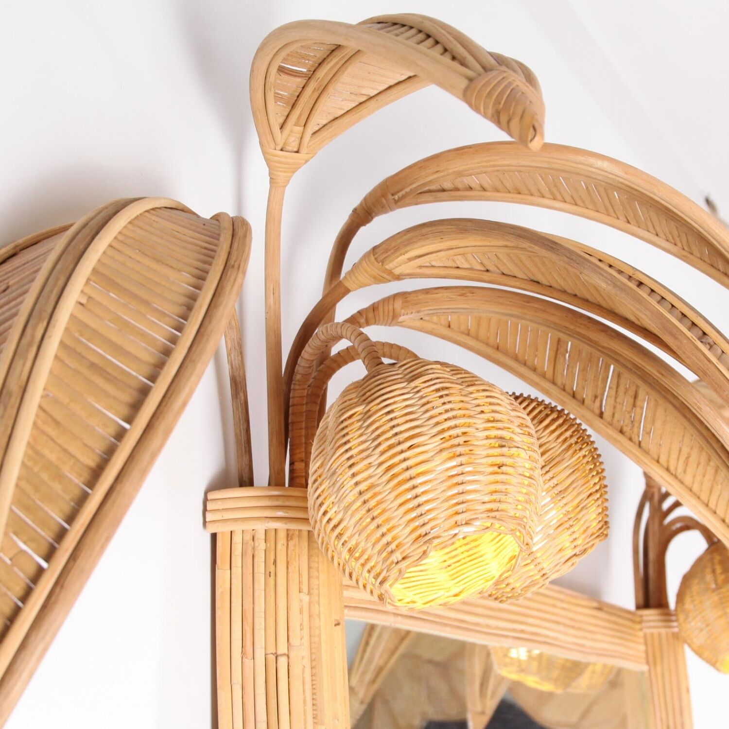 Double illuminated coconut/palm rattan mirror