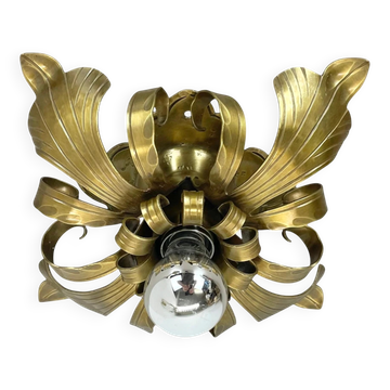 Rare 24 cm Large Theatre Ceiling Light in Gold-Coloured Brass in Florentine Leaf Style, Italy, 1970s