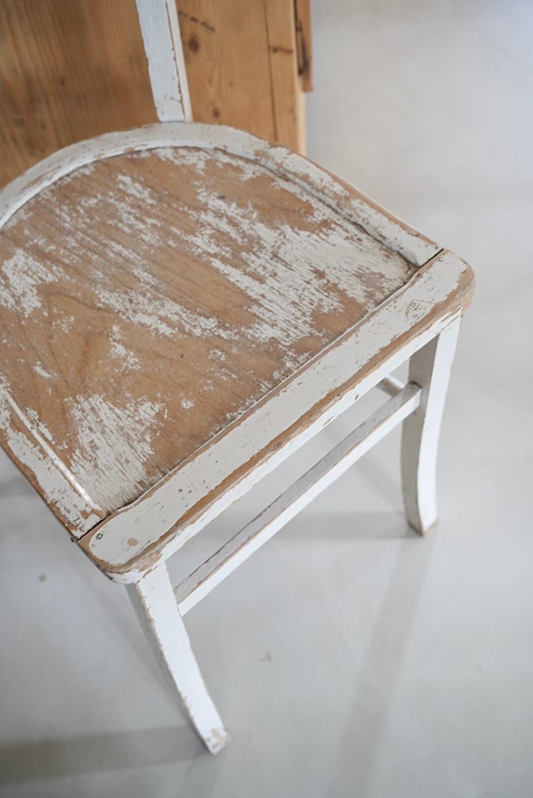 Lot of 2 bistro chairs