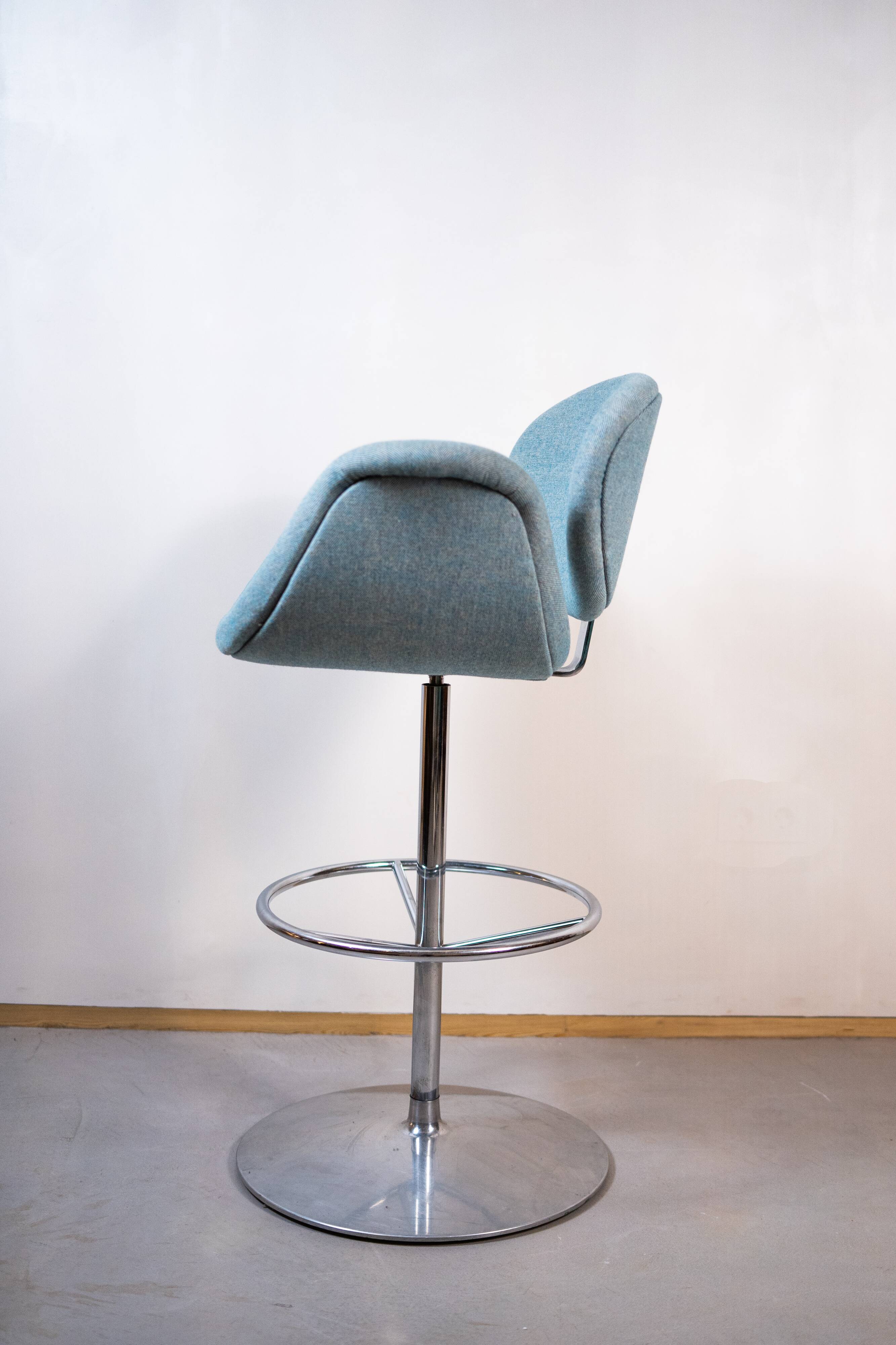 Tulip bar stool by Pierre Paulin for Artifort