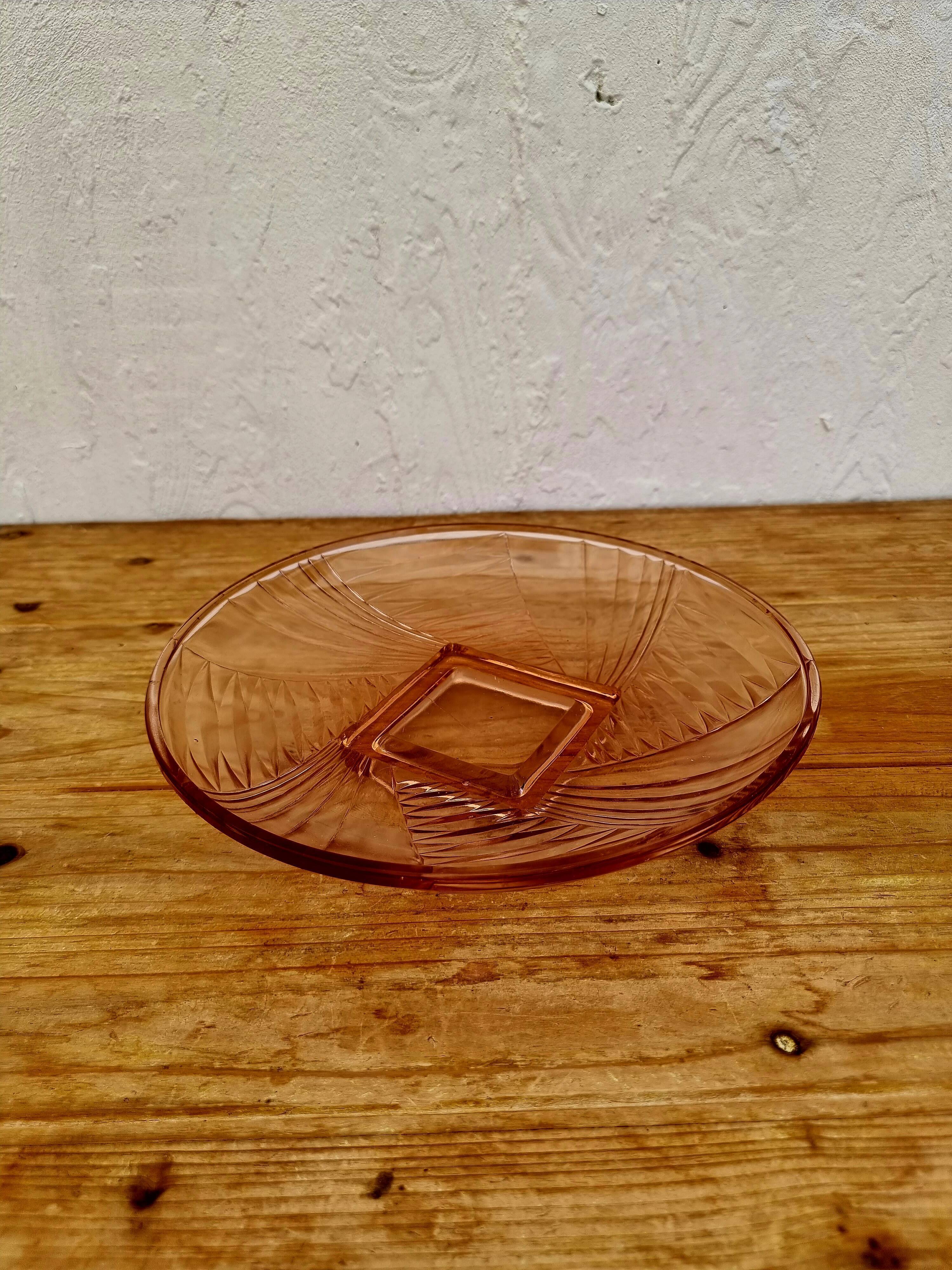 Art Deco dish in pink glass