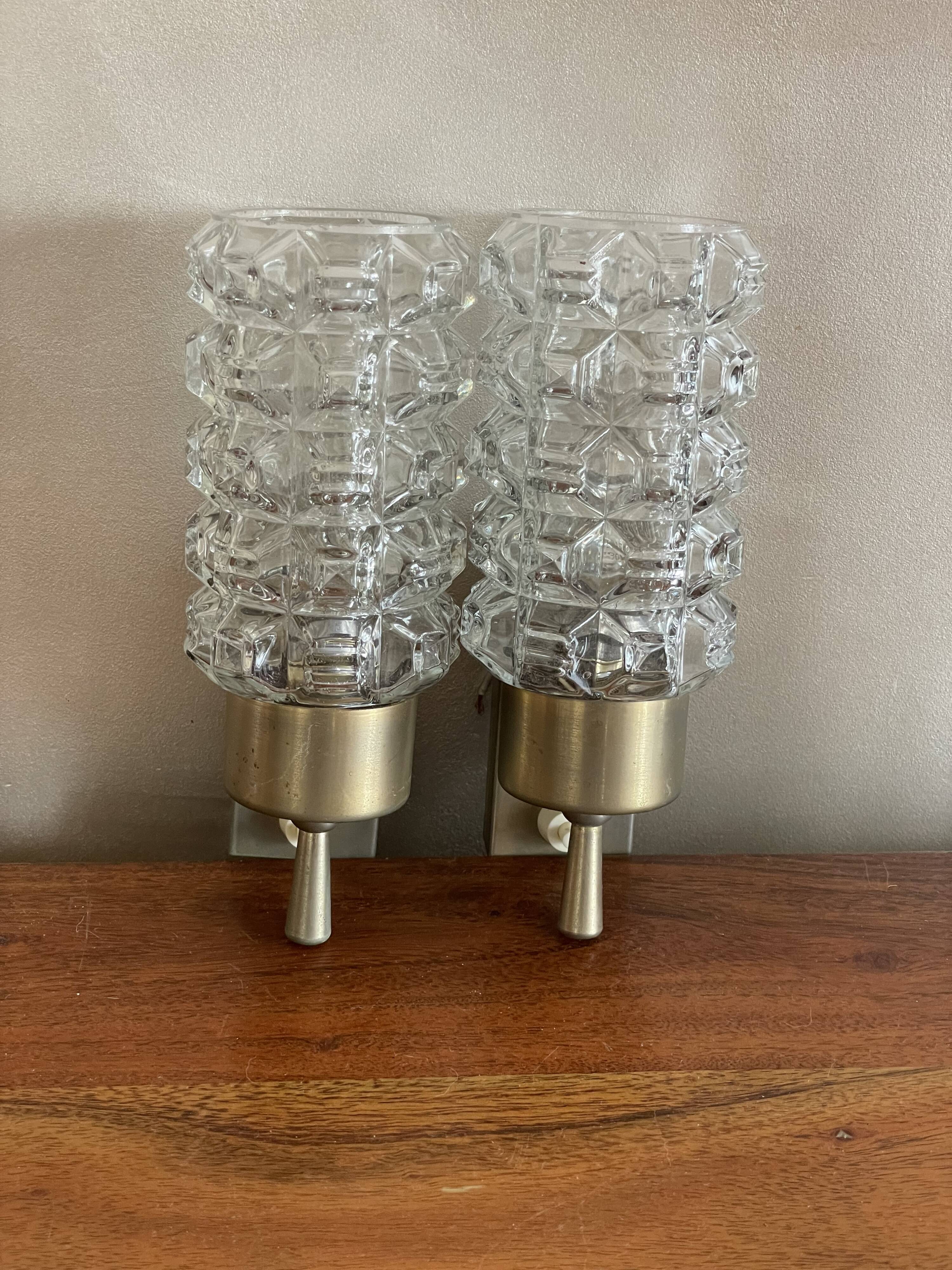 2 appliques en verre
