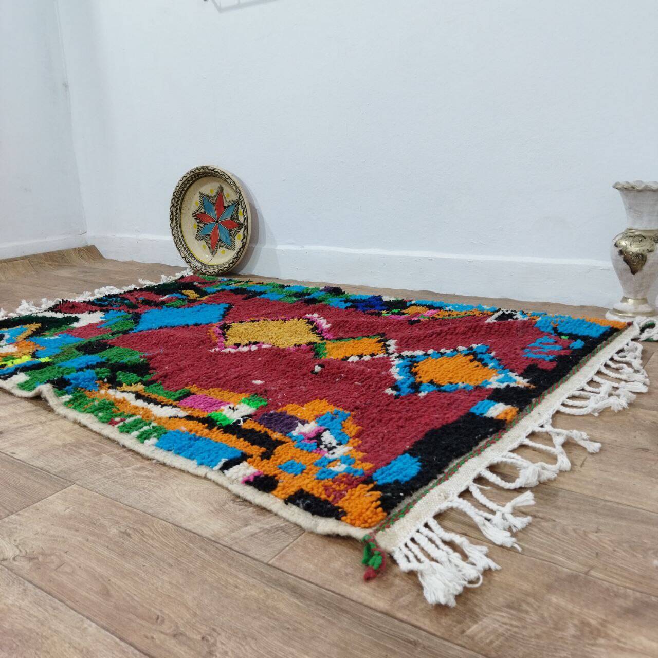 Handcrafted Moroccan Berber Rug 155 X 105 CM